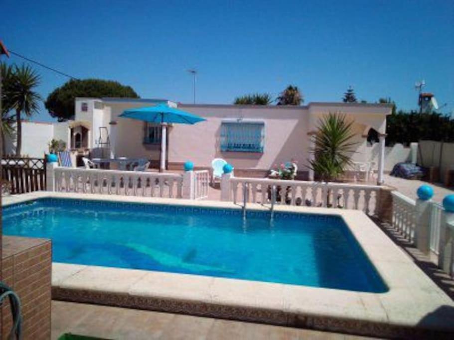 El Verano Azul Casa Con Piscina Chiclana de la Frontera Εξωτερικό φωτογραφία